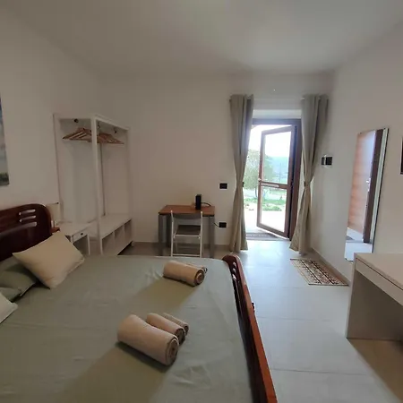 Giorgini Apartment