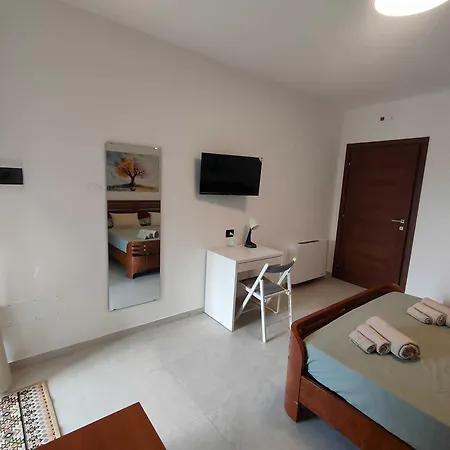 Giorgini Apartment