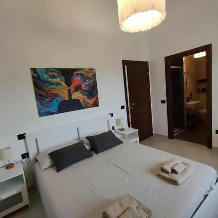 Giorgini Apartment *