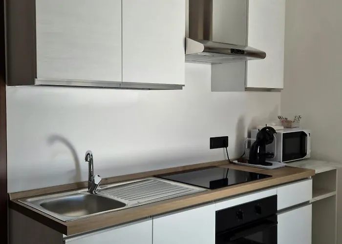 Giorgini Apartament *